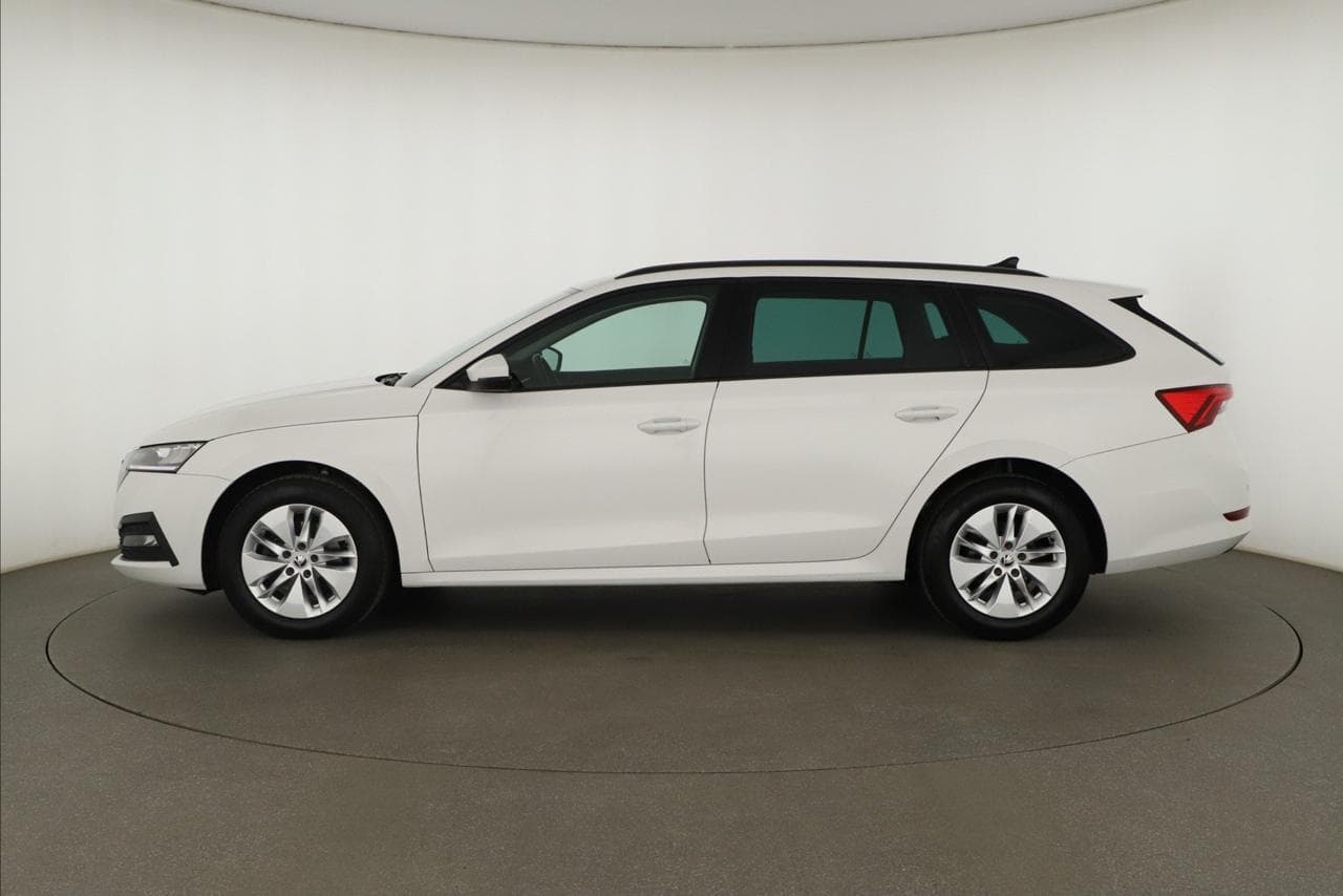 2022 Škoda OCTAVIA - 4