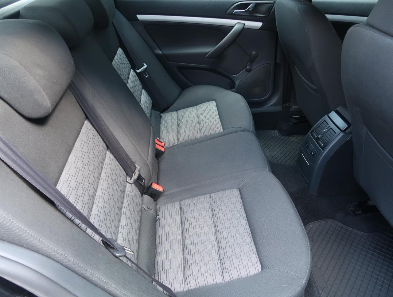 2010 Škoda OCTAVIA - 13