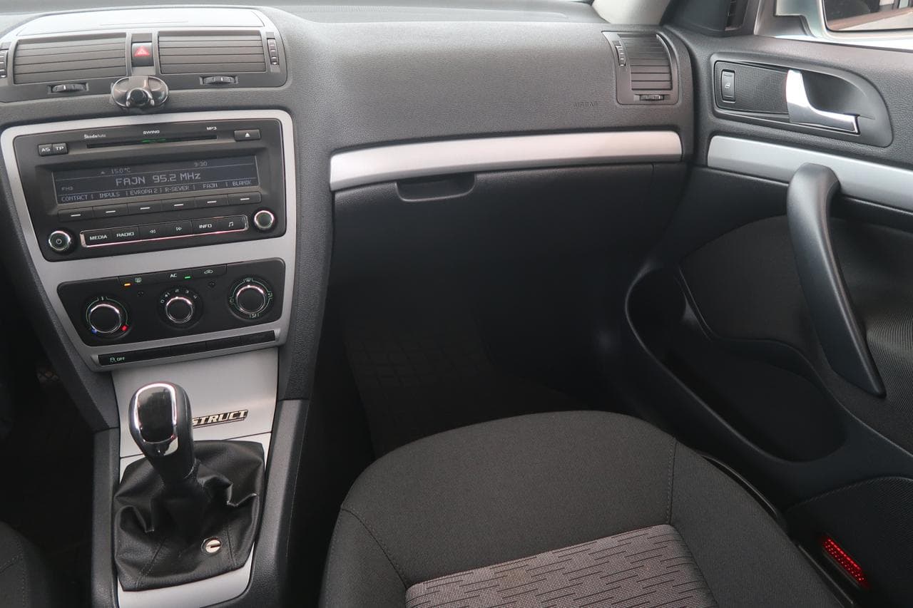 2013 Škoda OCTAVIA - 11