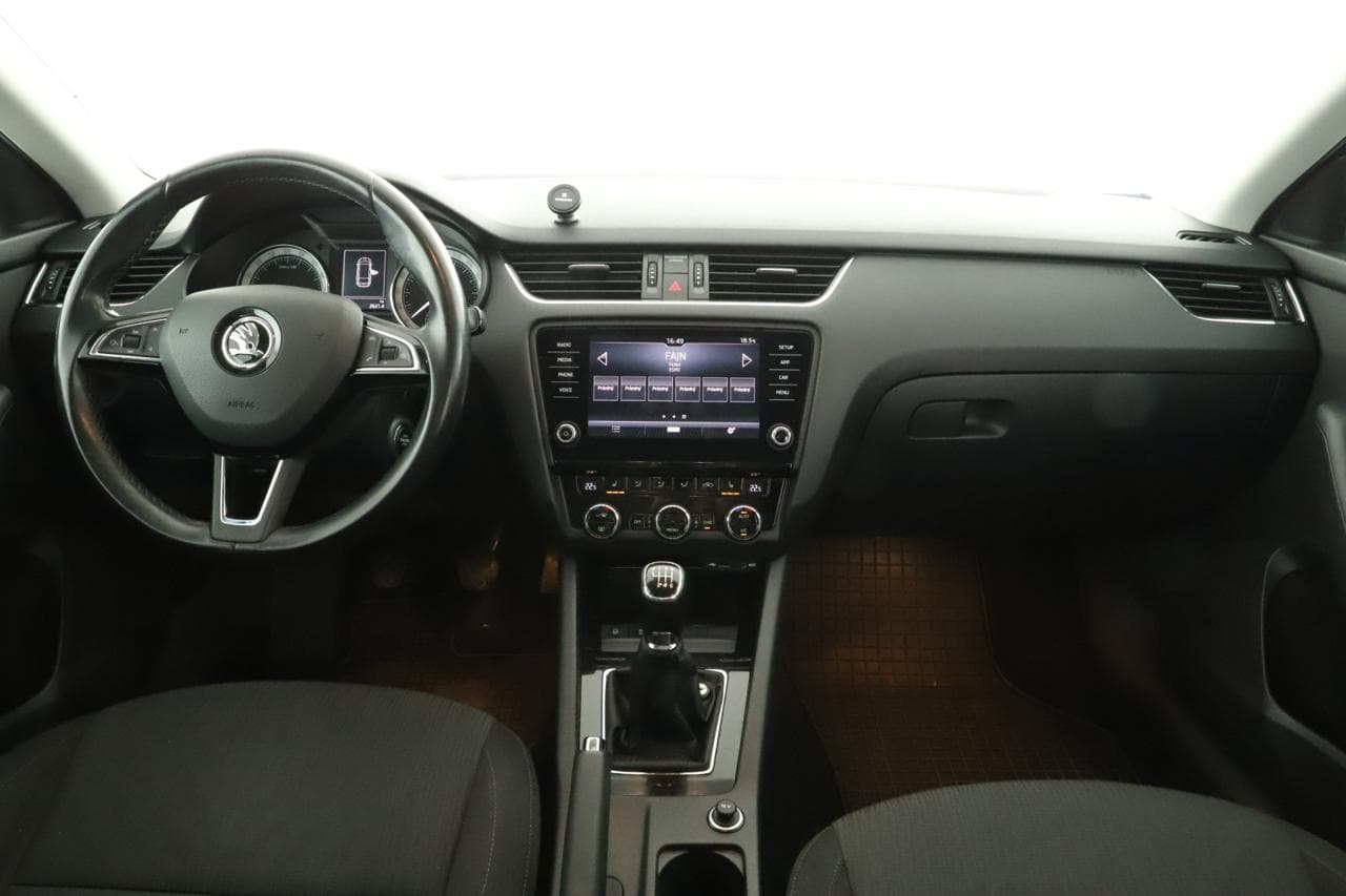 2017 Škoda OCTAVIA - 16