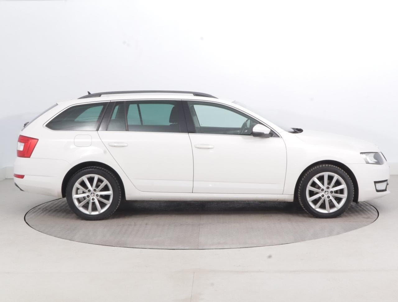 2017 Škoda OCTAVIA - 8