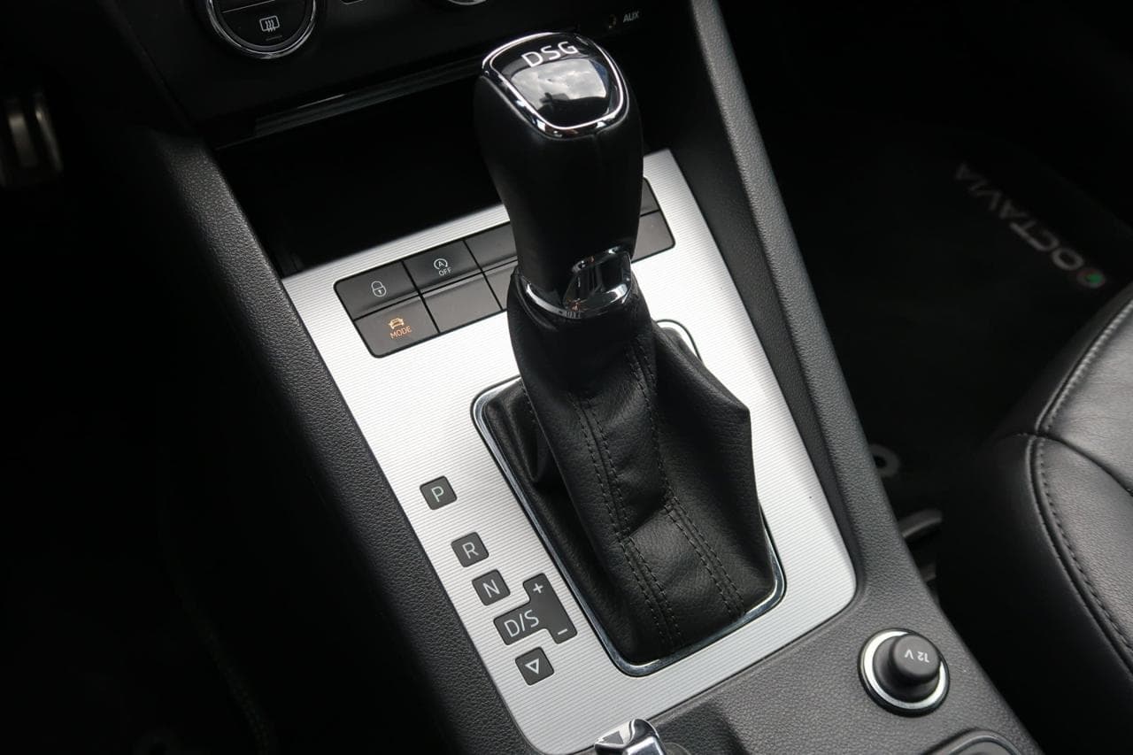 2013 Škoda OCTAVIA - 19