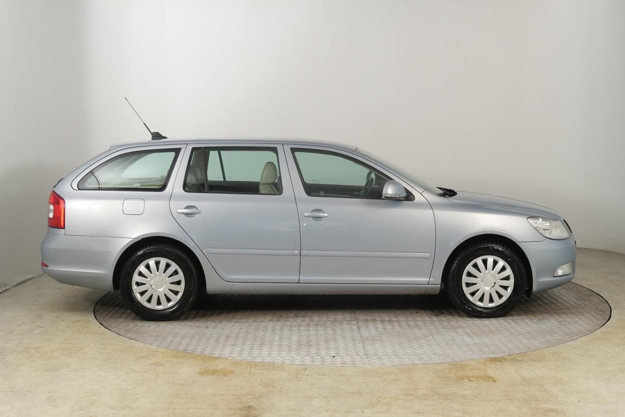2010 Škoda OCTAVIA - 8