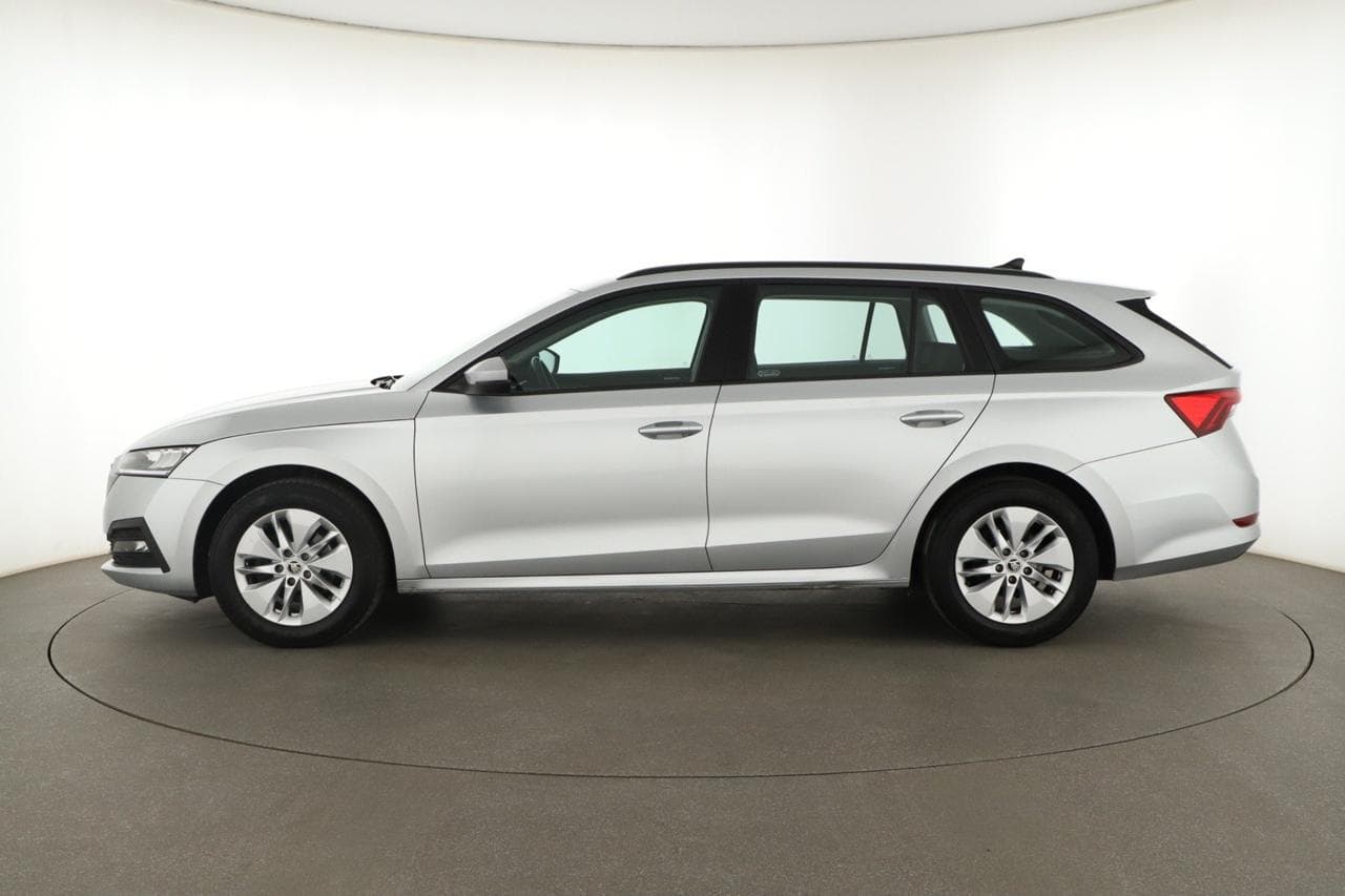 2022 Škoda OCTAVIA - 4