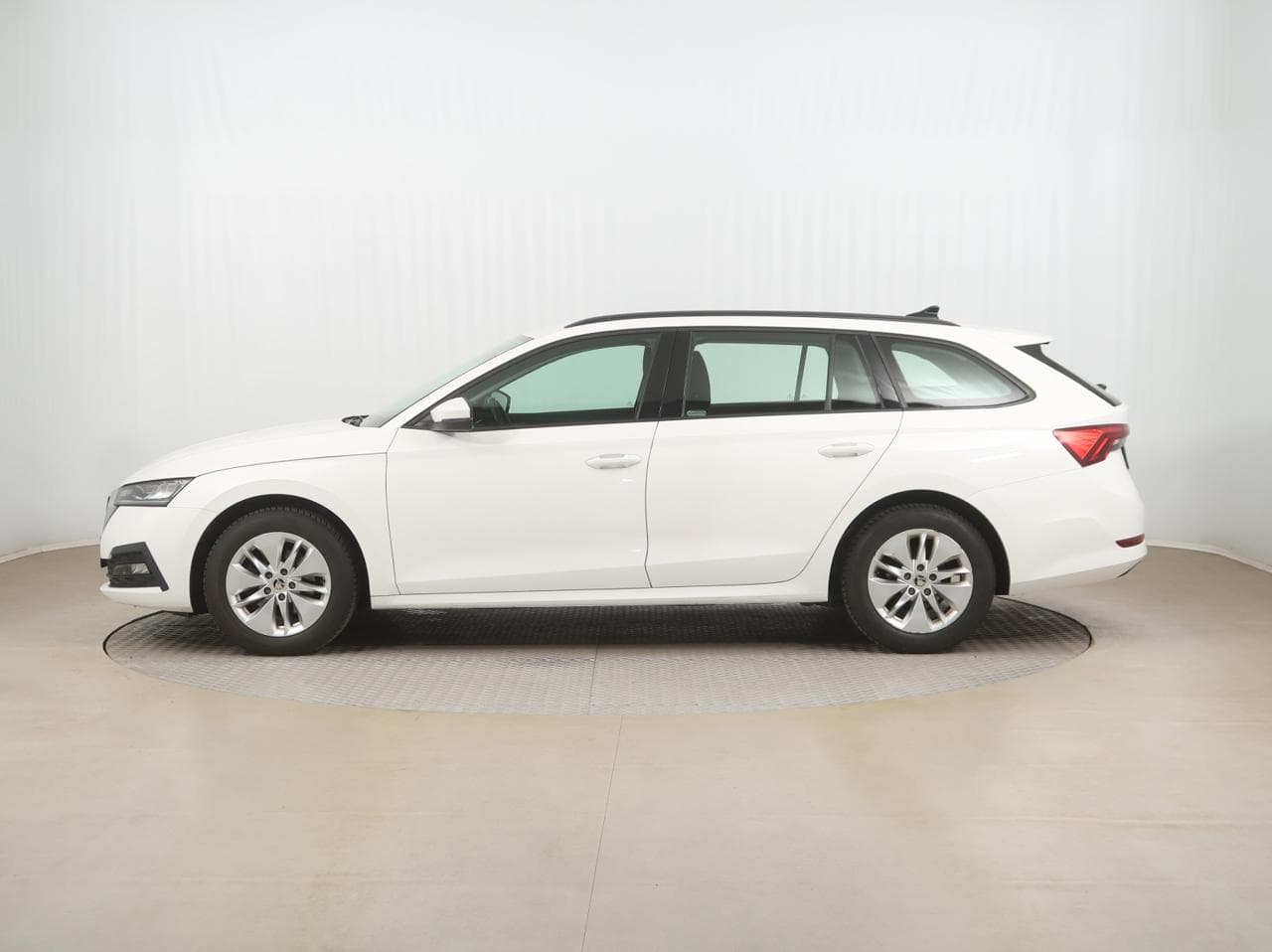 2021 Škoda OCTAVIA - 4