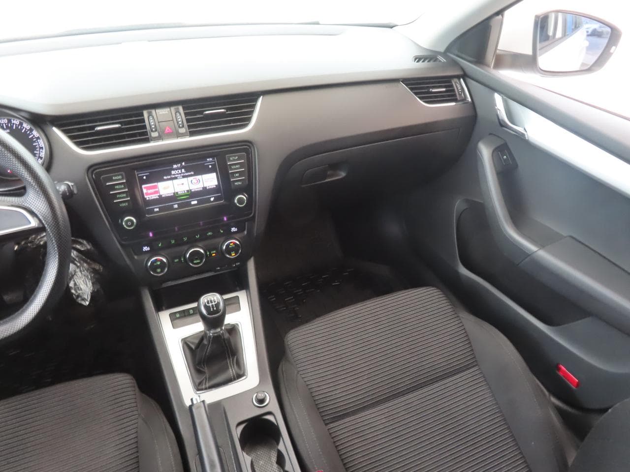 2015 Škoda OCTAVIA - 11