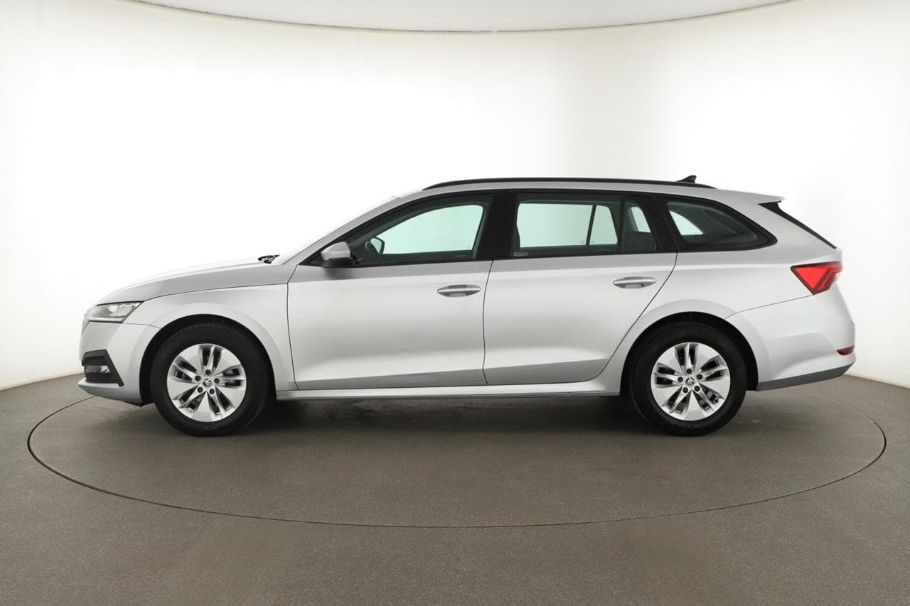2022 Škoda OCTAVIA - 4