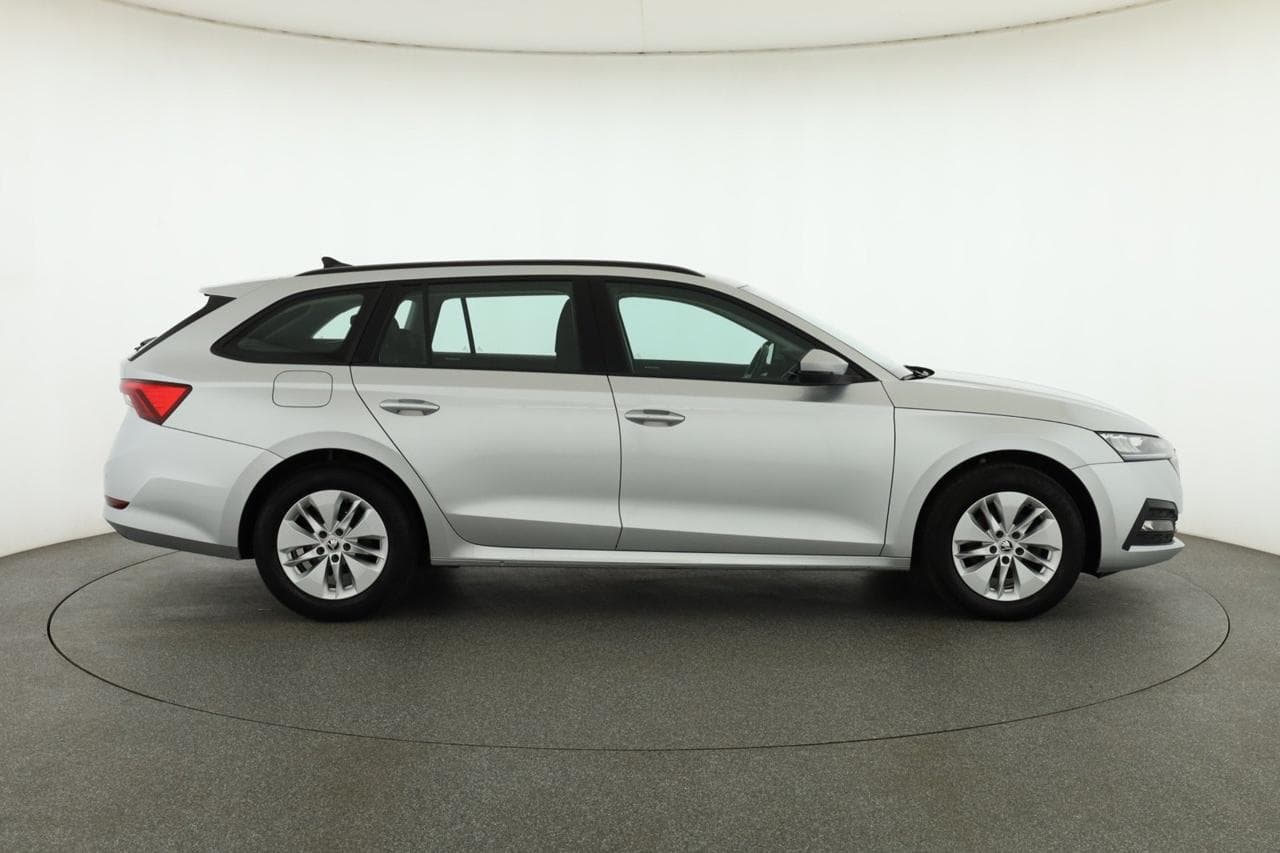2022 Škoda OCTAVIA - 8