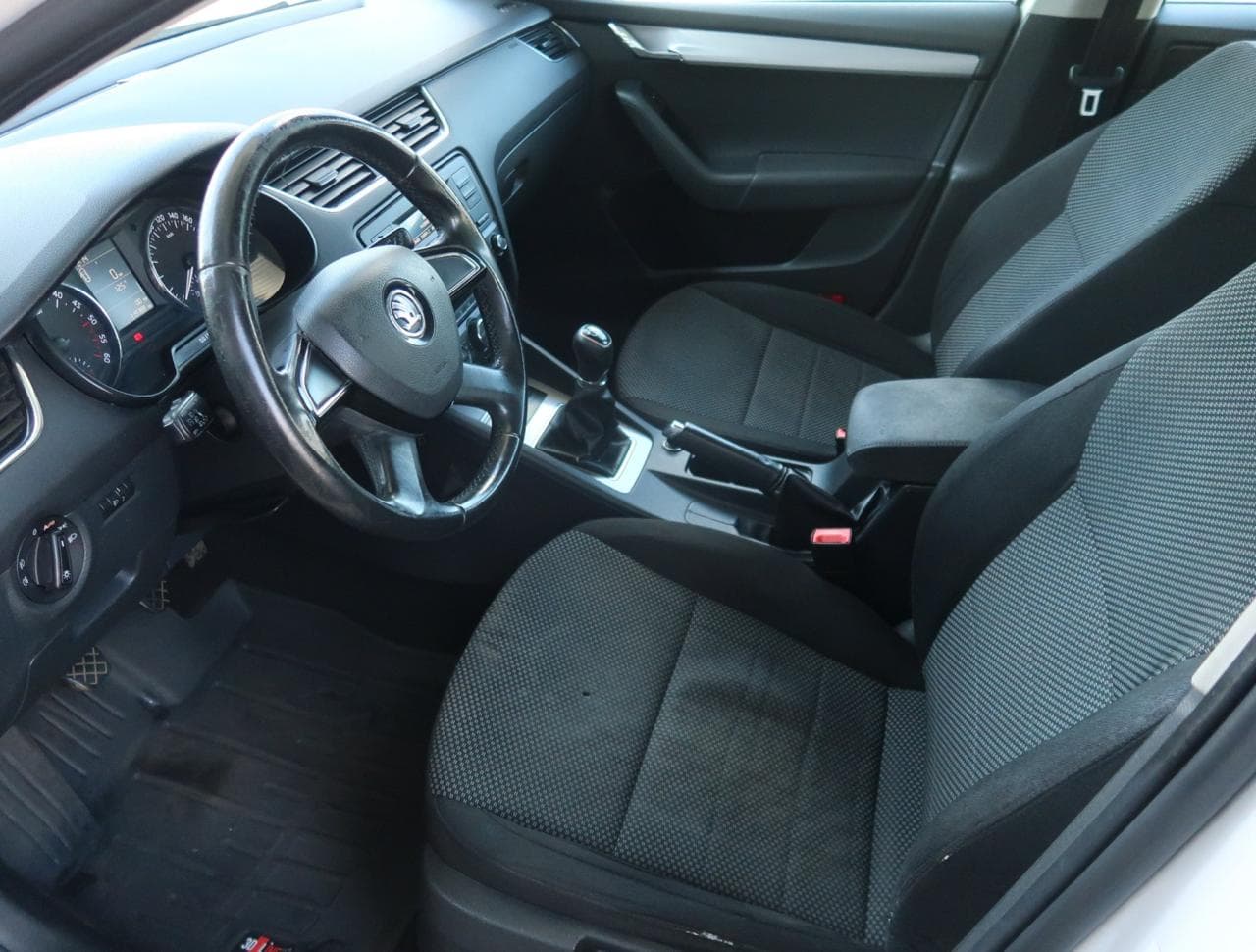 2014 Škoda OCTAVIA - 16