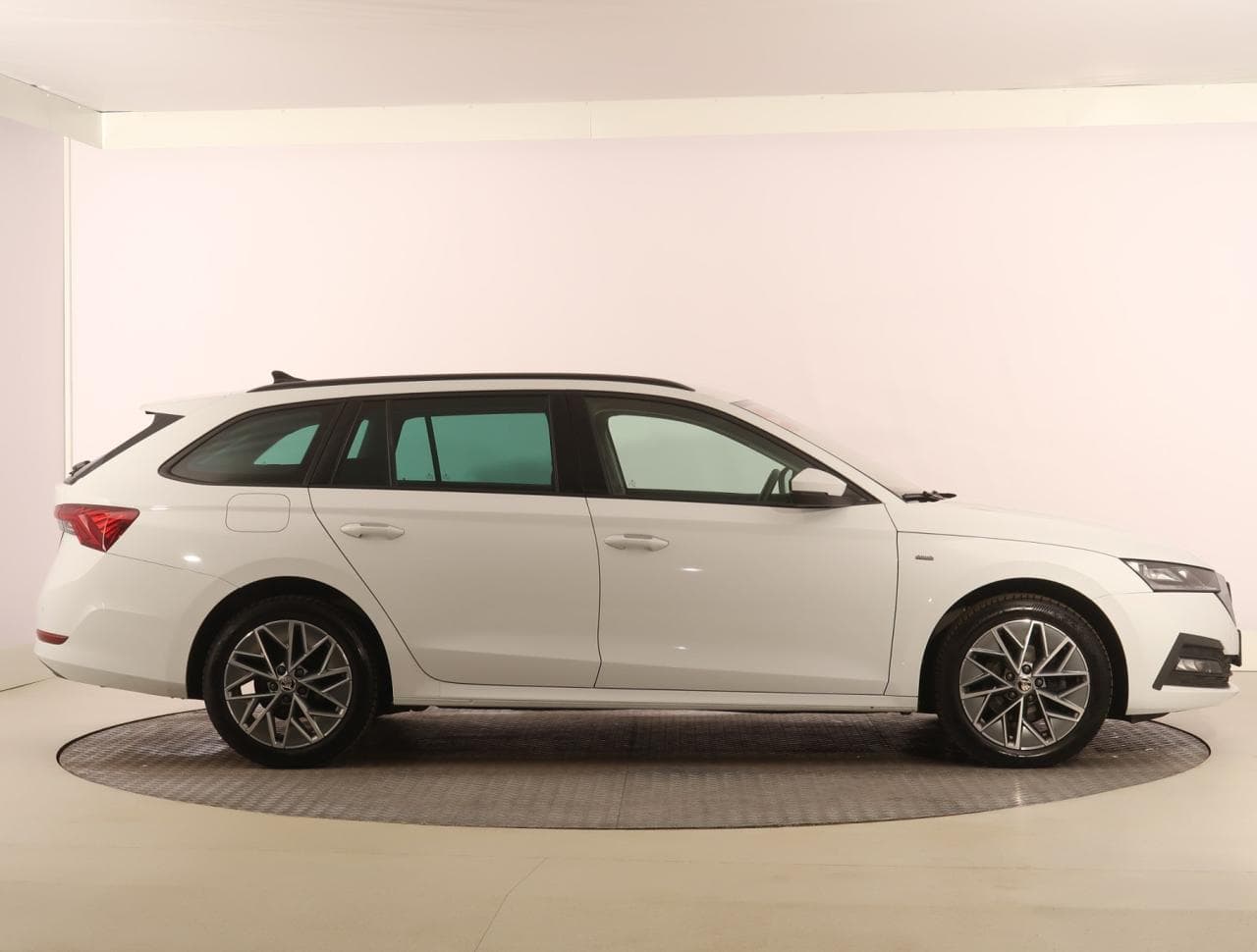 2023 Škoda OCTAVIA - 8