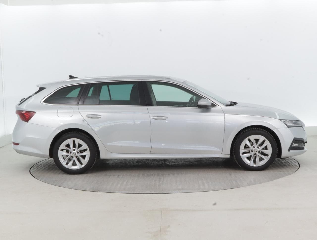 2020 Škoda OCTAVIA - 8
