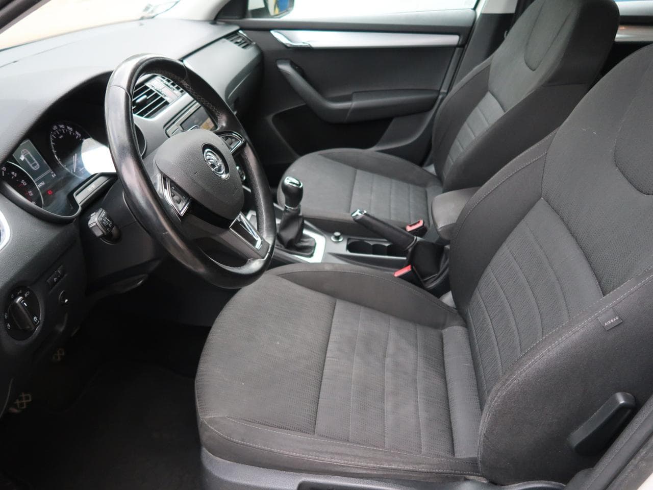 2017 Škoda OCTAVIA - 16