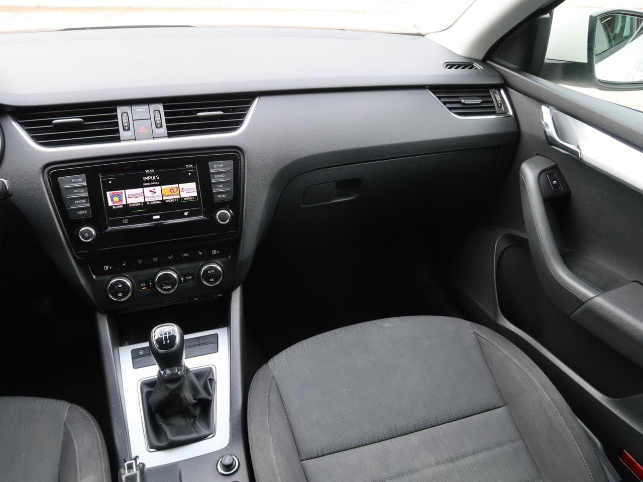 2017 Škoda OCTAVIA - 11