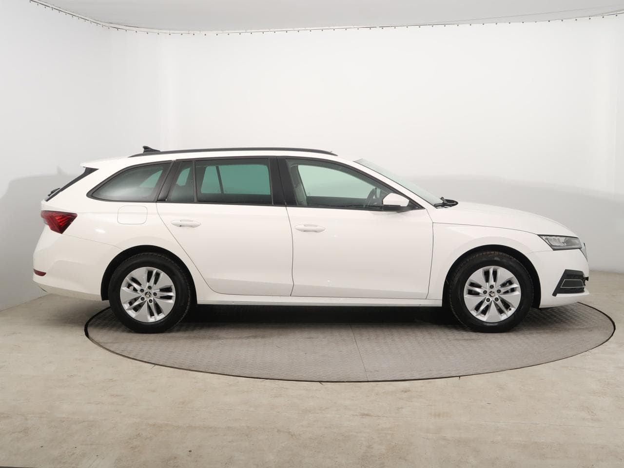 2023 Škoda OCTAVIA - 8