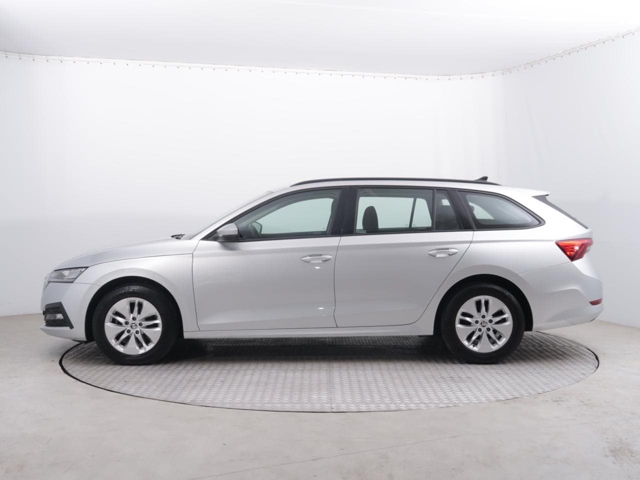 2022 Škoda OCTAVIA - 4