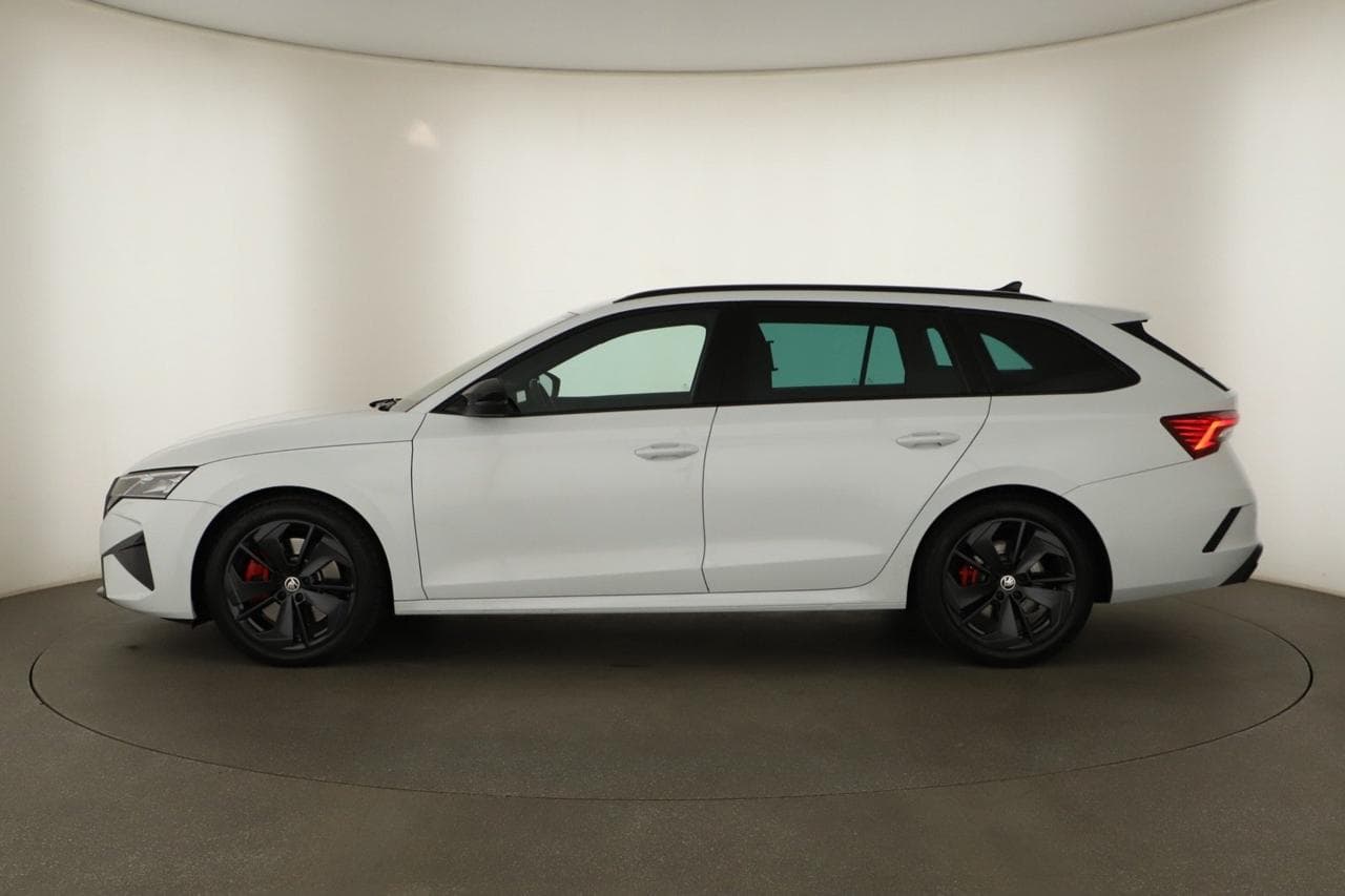 2025 Škoda OCTAVIA - 4