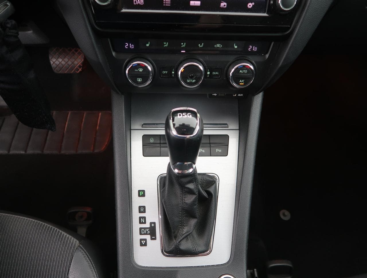 2013 Škoda OCTAVIA - 19