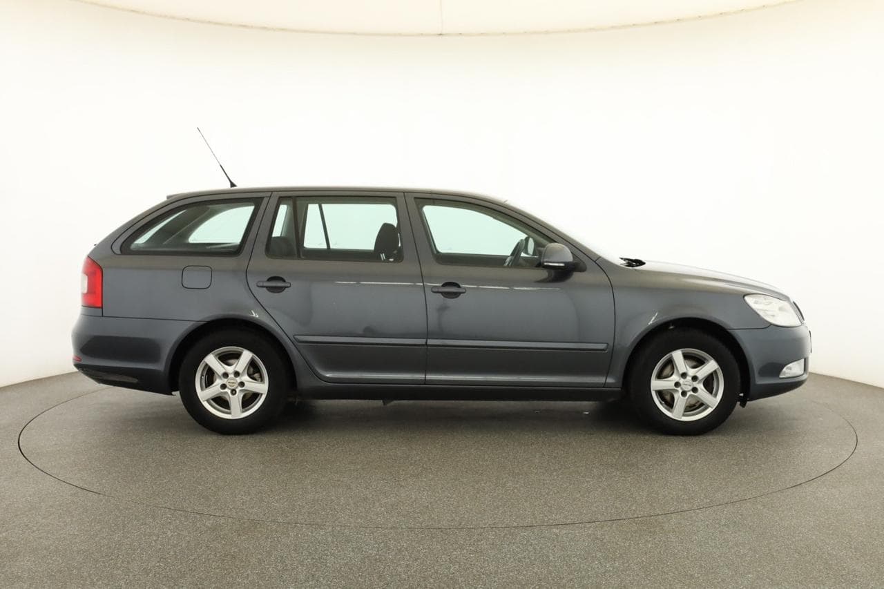 2011 Škoda OCTAVIA - 8