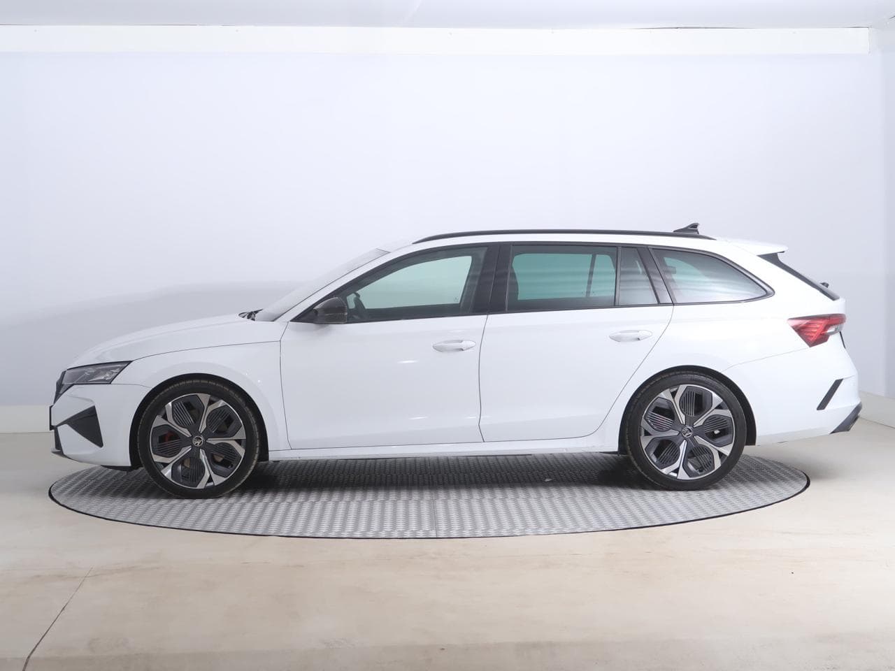 2025 Škoda OCTAVIA - 7