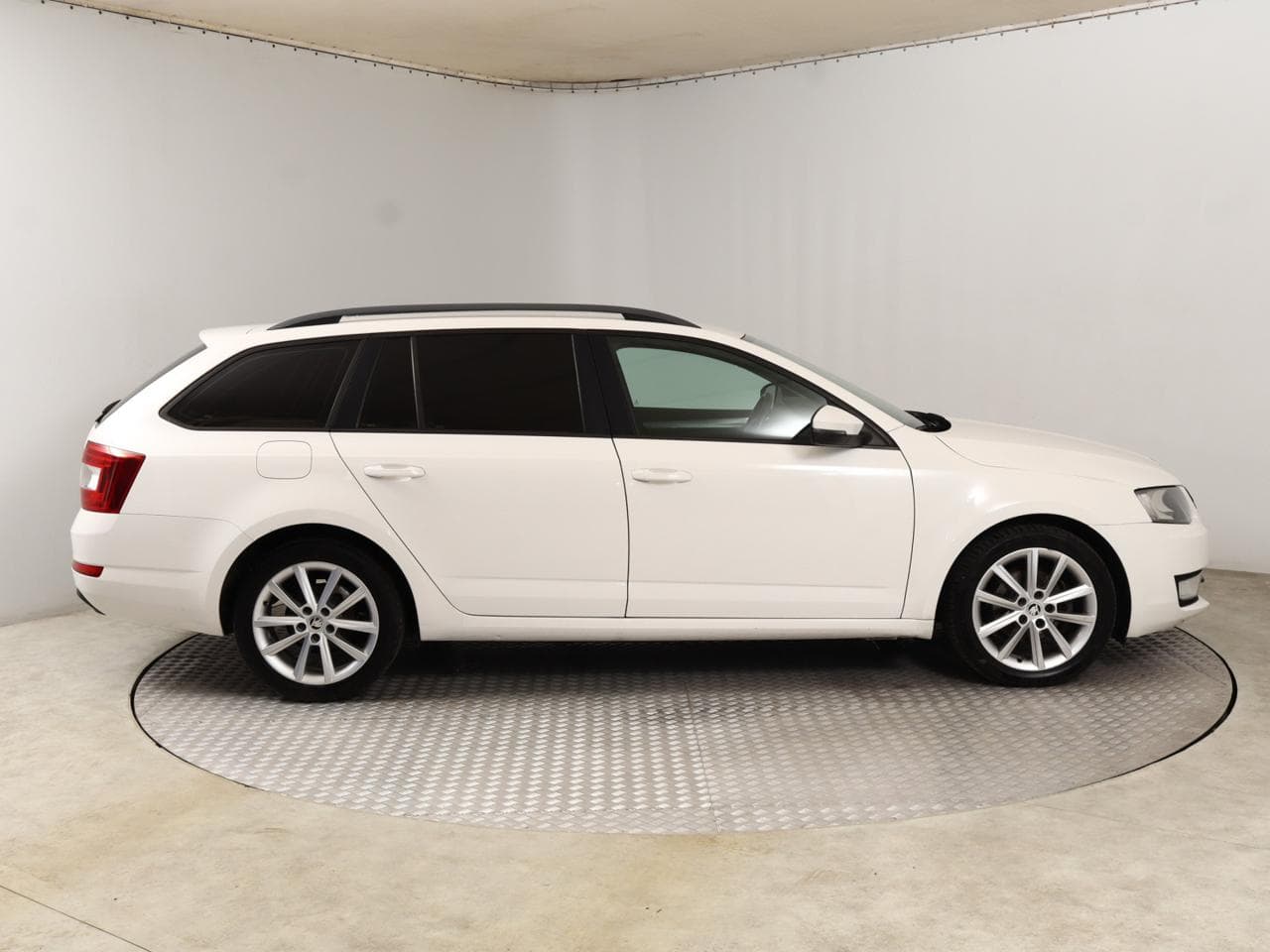 2014 Škoda OCTAVIA - 14