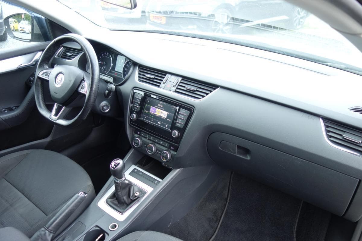 2016 Škoda OCTAVIA - 11