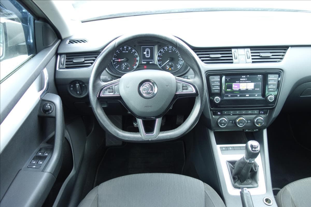 2016 Škoda OCTAVIA - 16