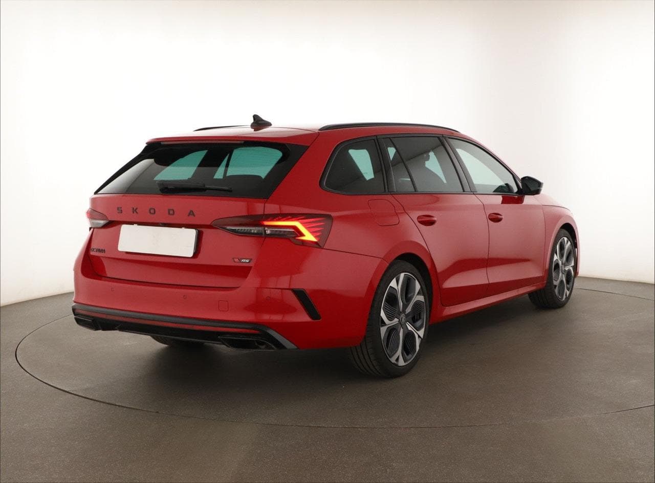 2025 Škoda OCTAVIA - 11