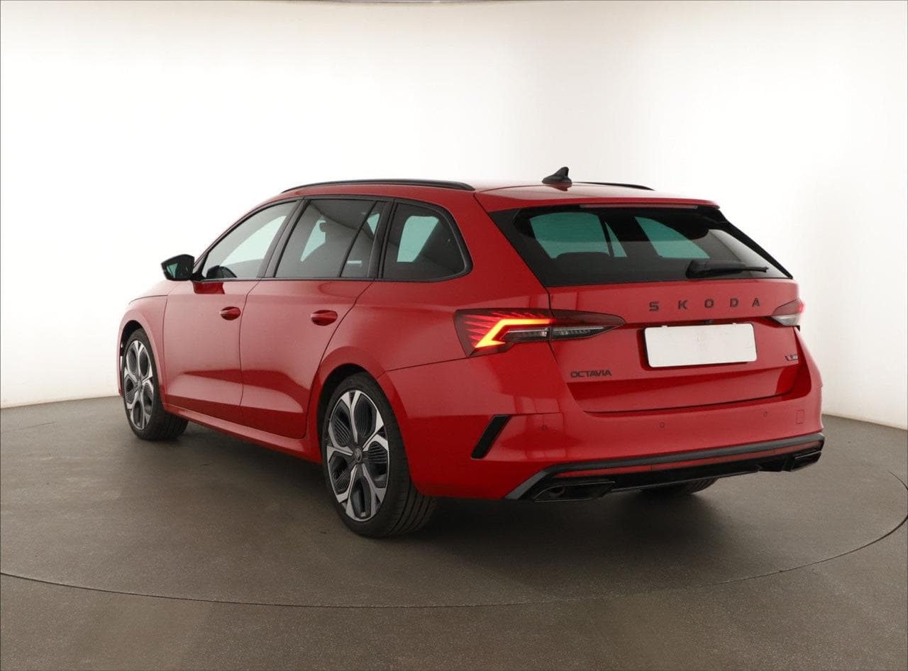 2025 Škoda OCTAVIA - 8