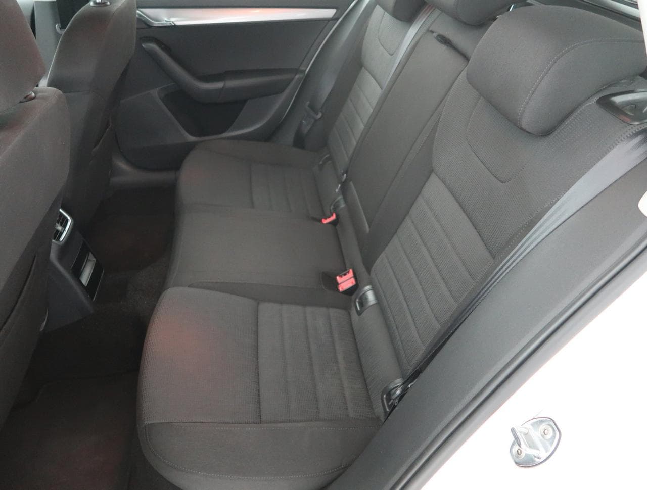 2013 Škoda OCTAVIA - 15