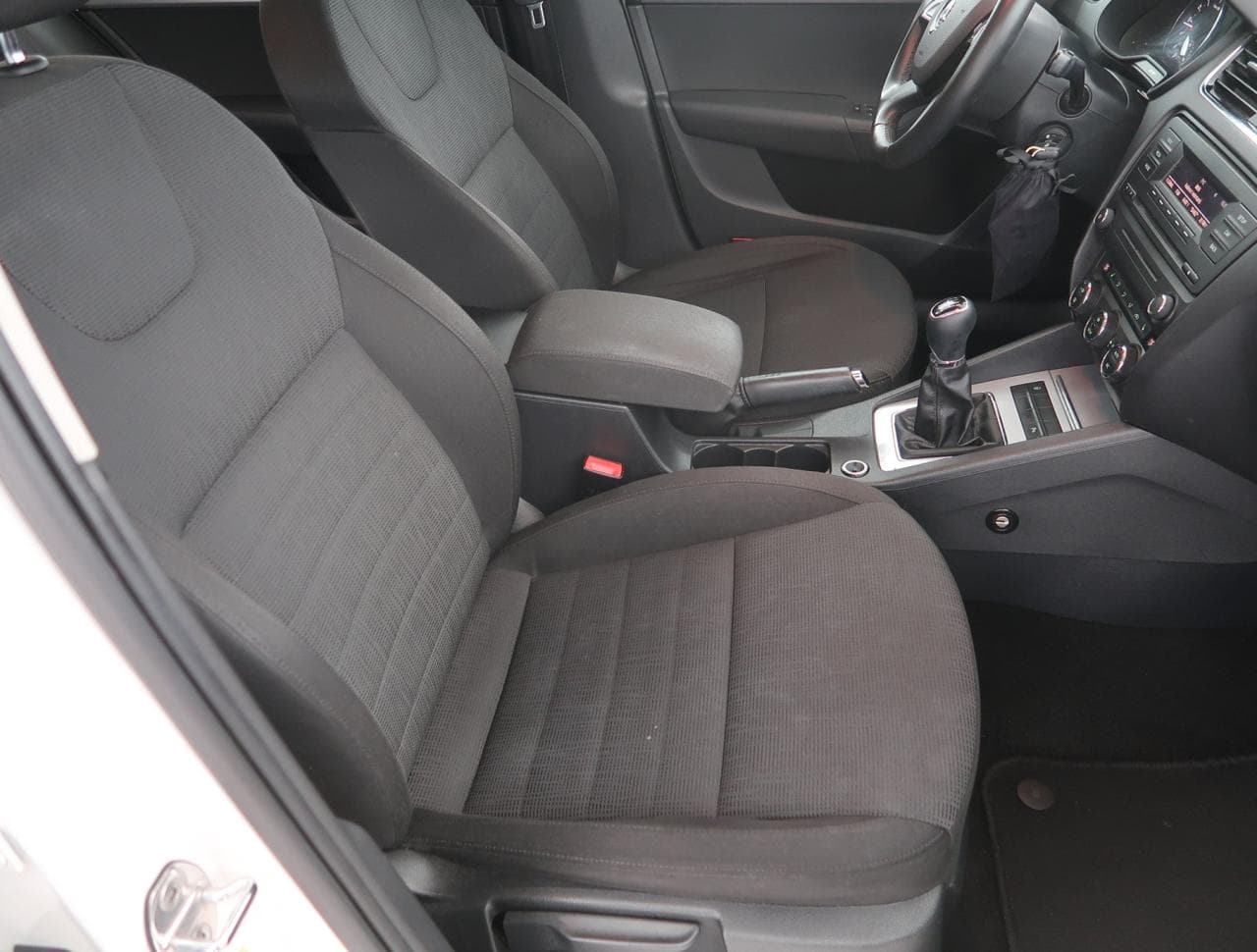 2013 Škoda OCTAVIA - 12