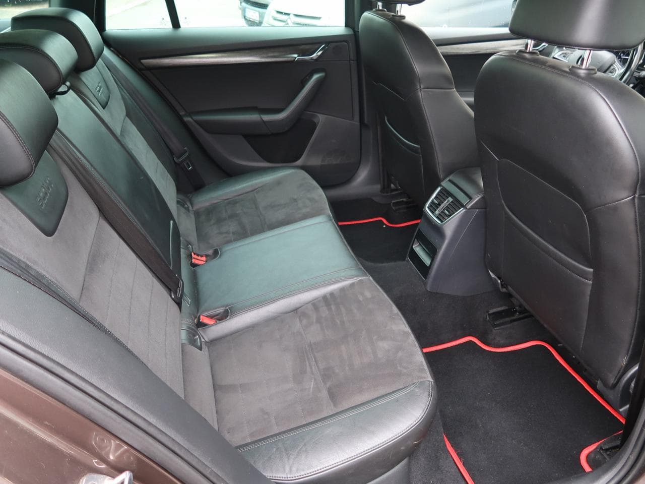 2014 Škoda OCTAVIA - 13