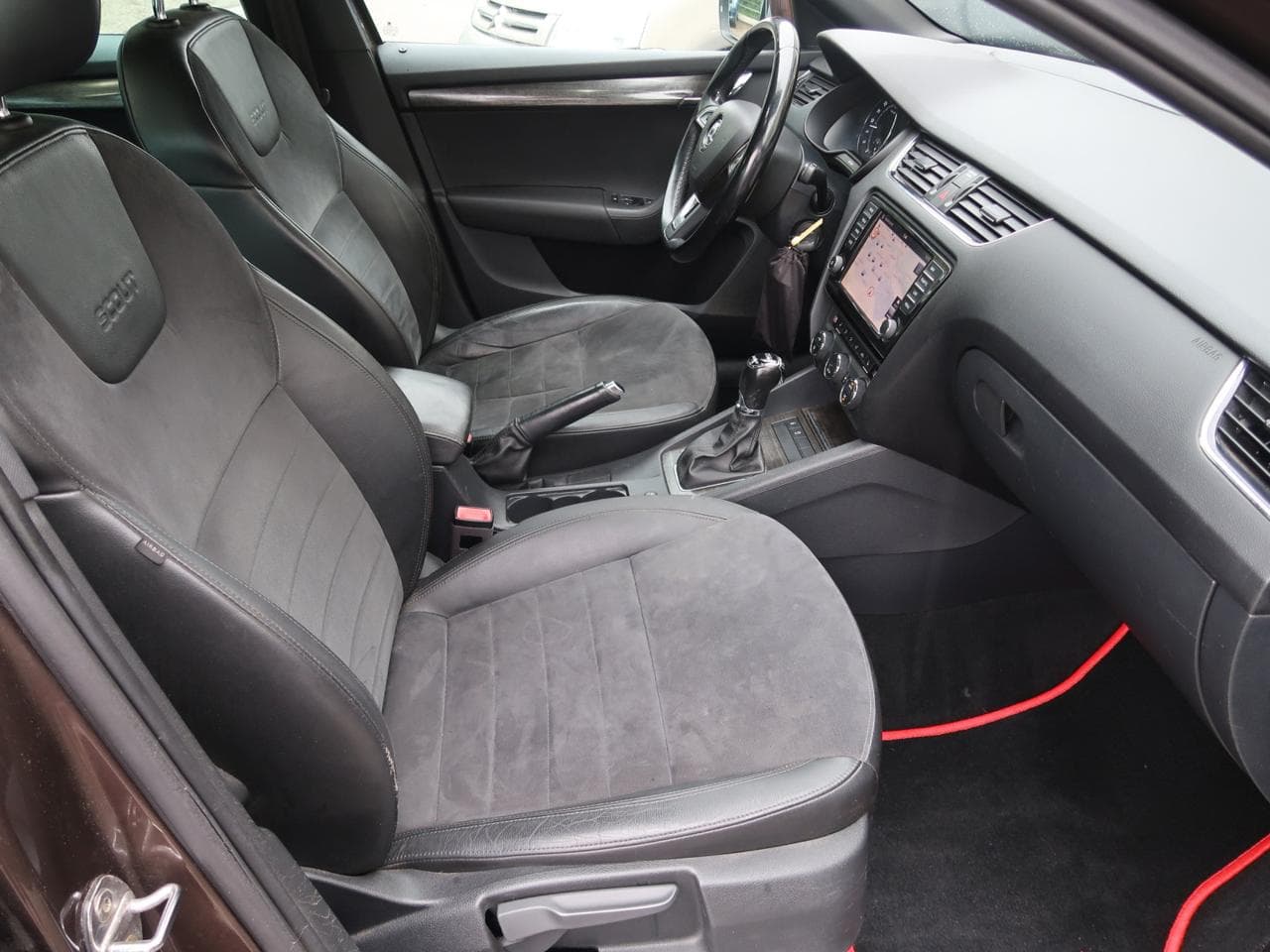 2014 Škoda OCTAVIA - 12