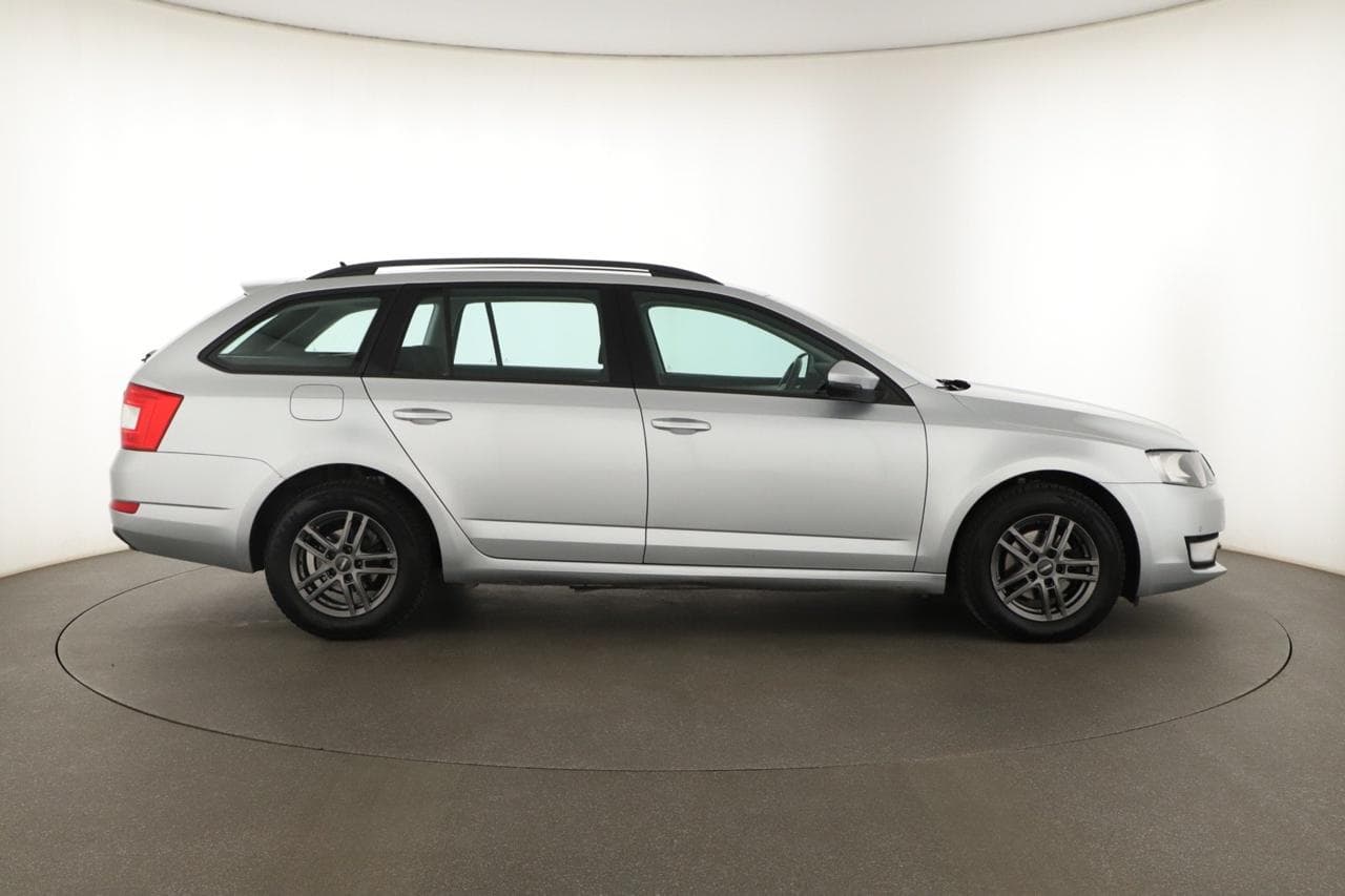 2017 Škoda OCTAVIA - 8
