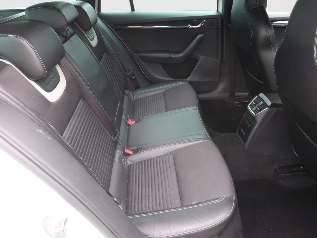 2014 Škoda OCTAVIA - 13