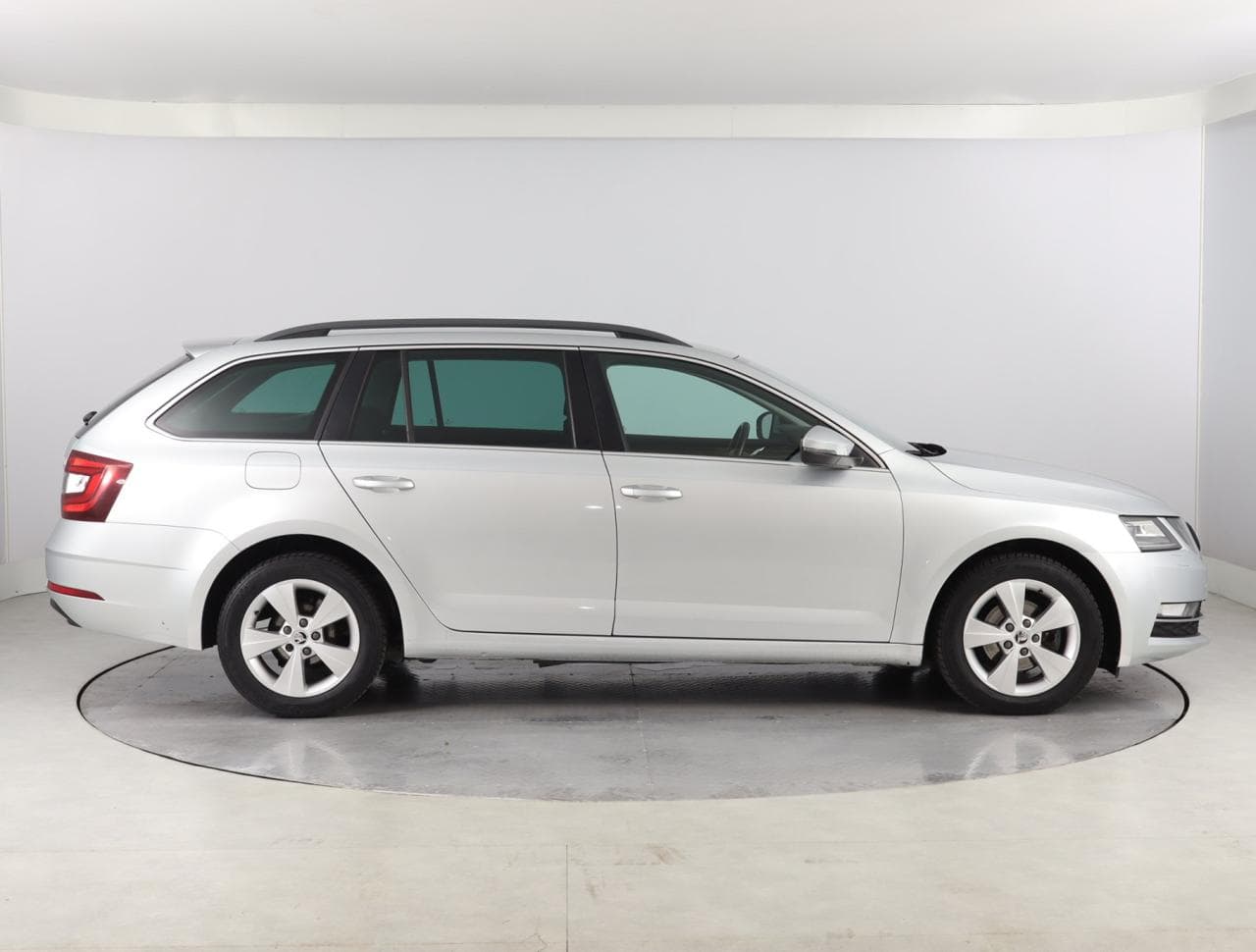 2017 Škoda OCTAVIA - 8