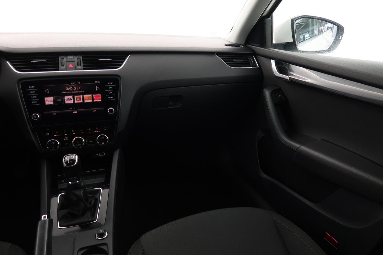 2018 Škoda OCTAVIA - 11
