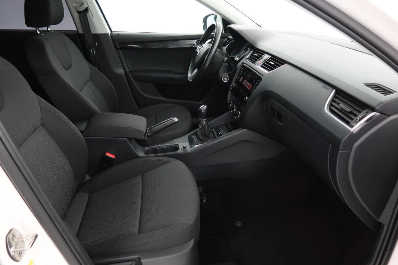 2018 Škoda OCTAVIA - 12