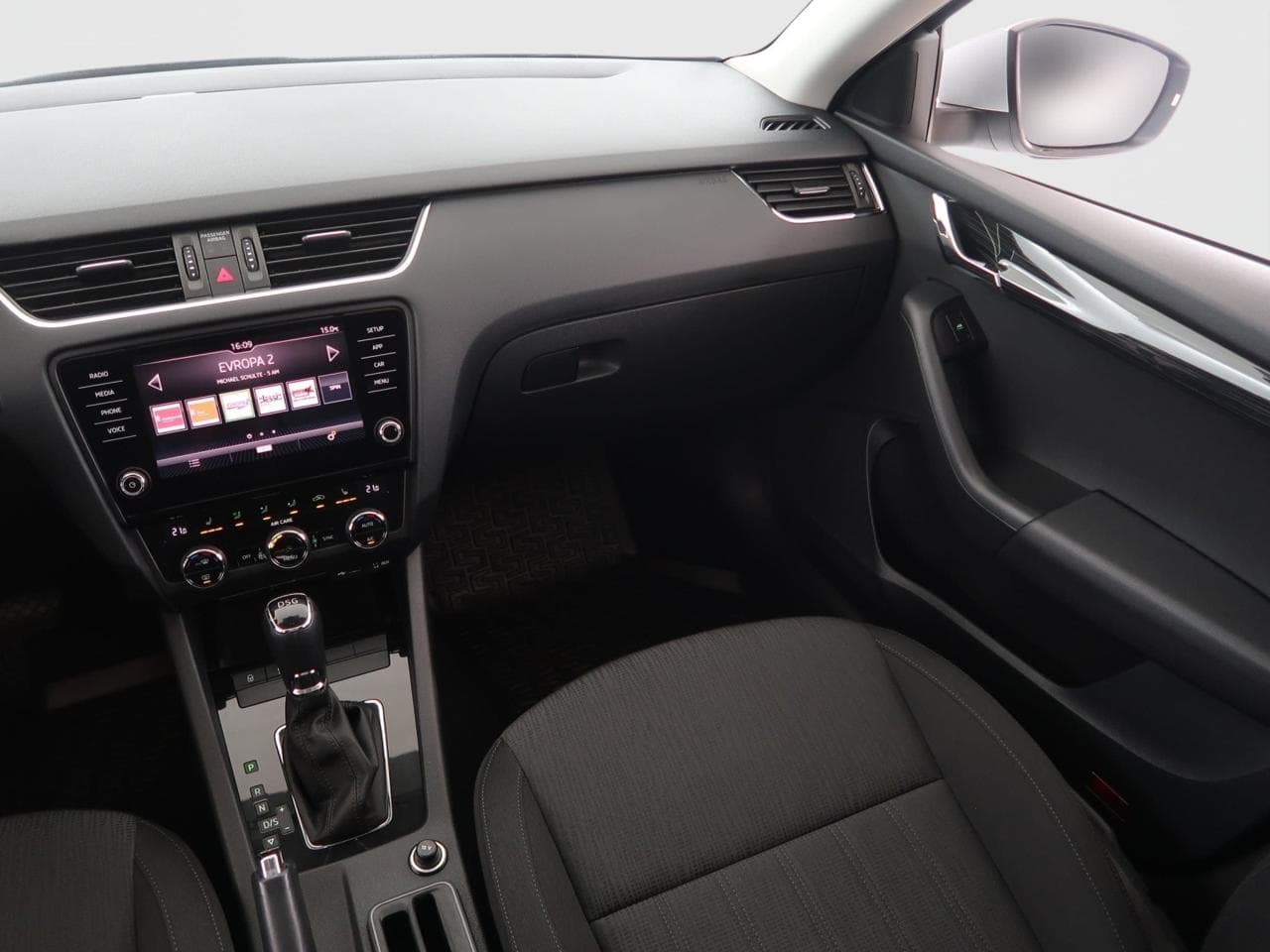 2017 Škoda OCTAVIA - 11