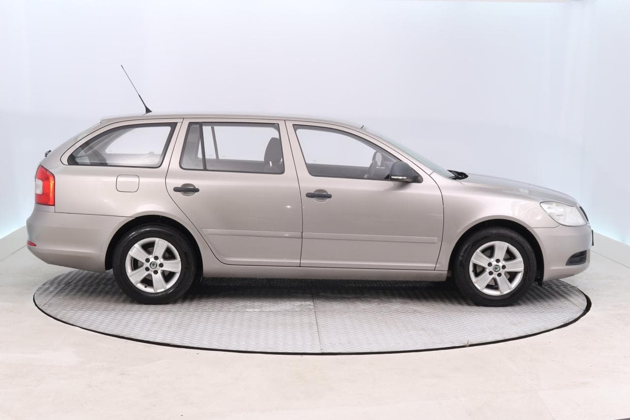 2011 Škoda OCTAVIA - 8