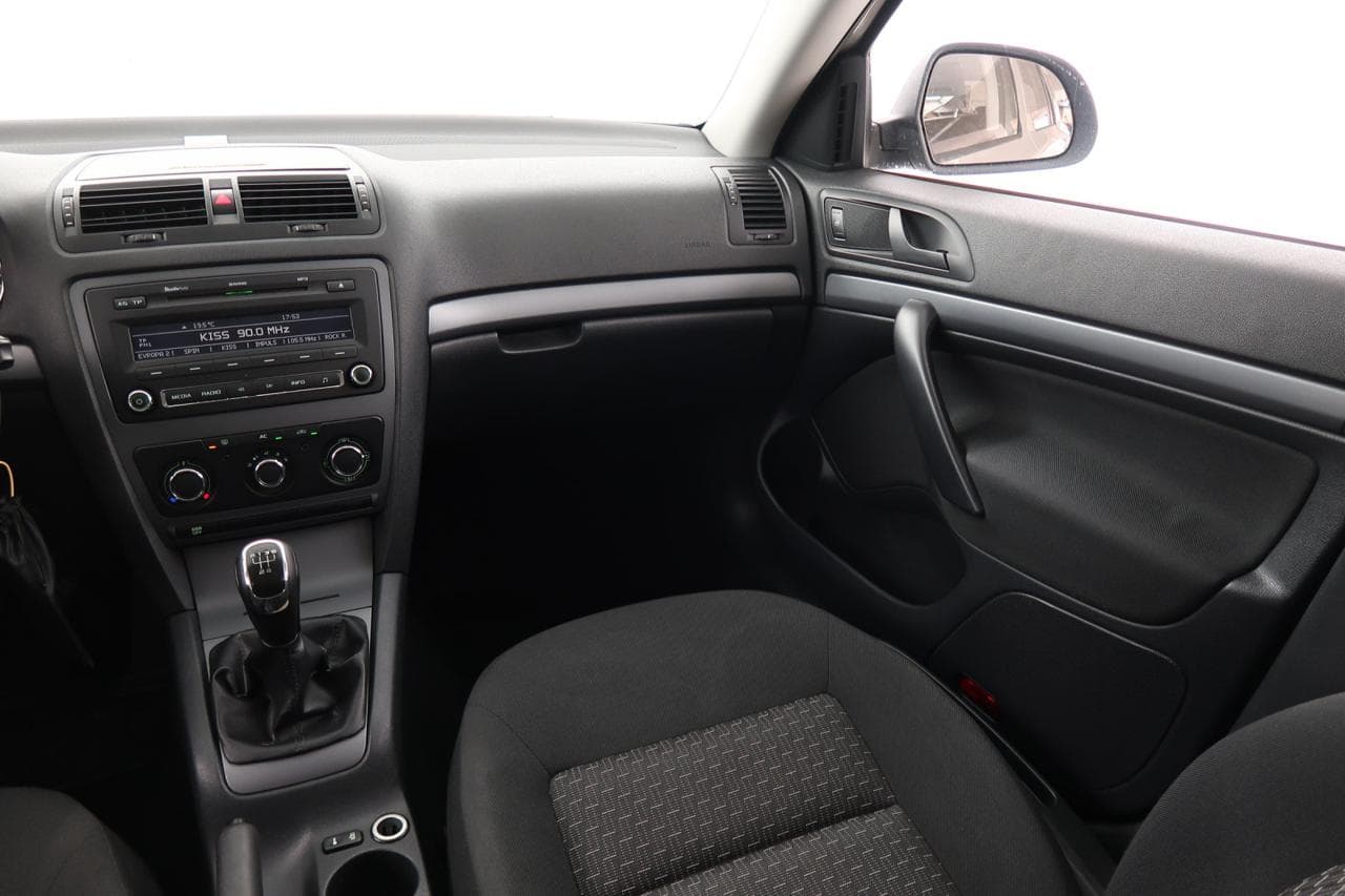 2011 Škoda OCTAVIA - 11