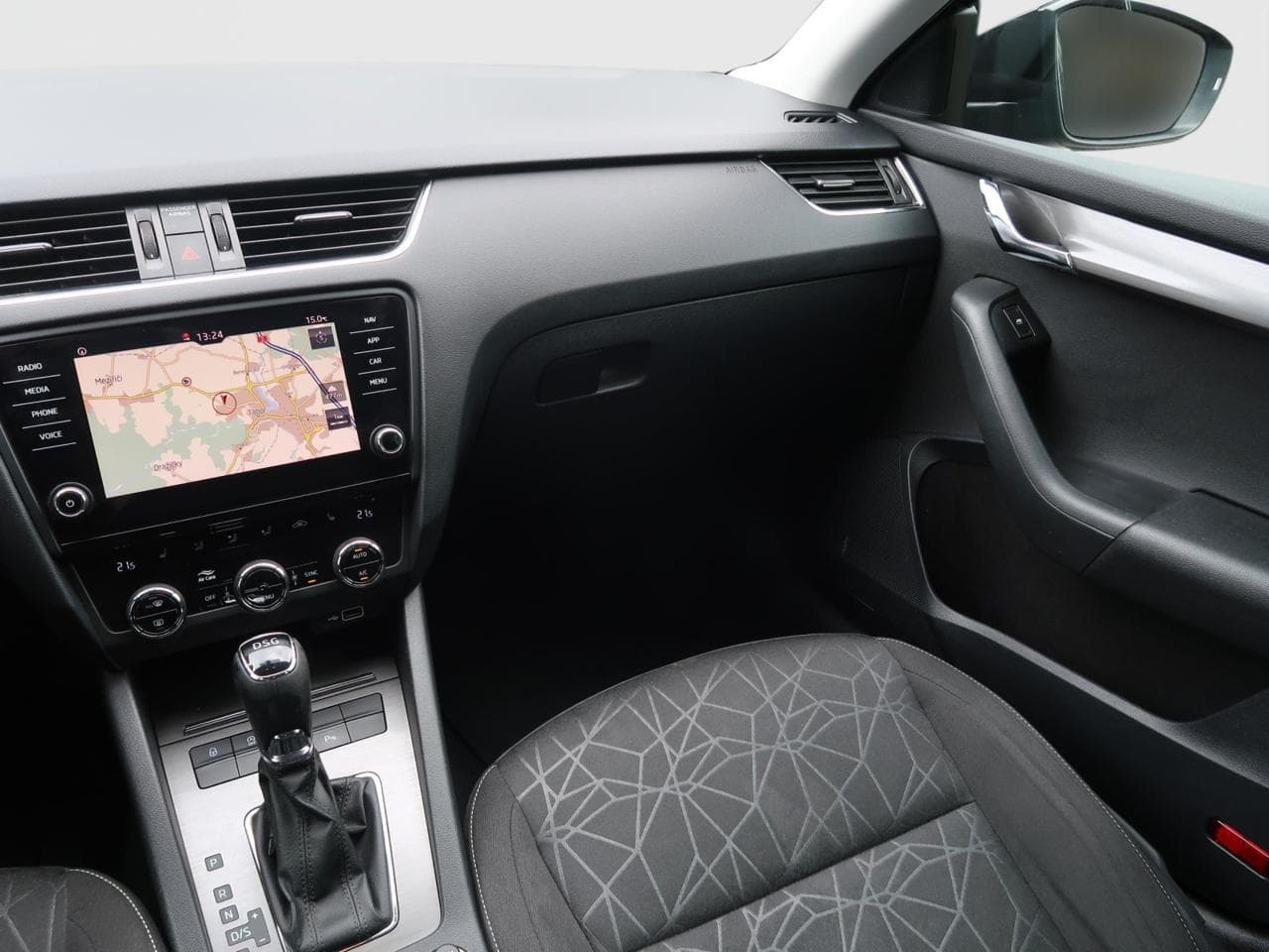 2018 Škoda OCTAVIA - 11