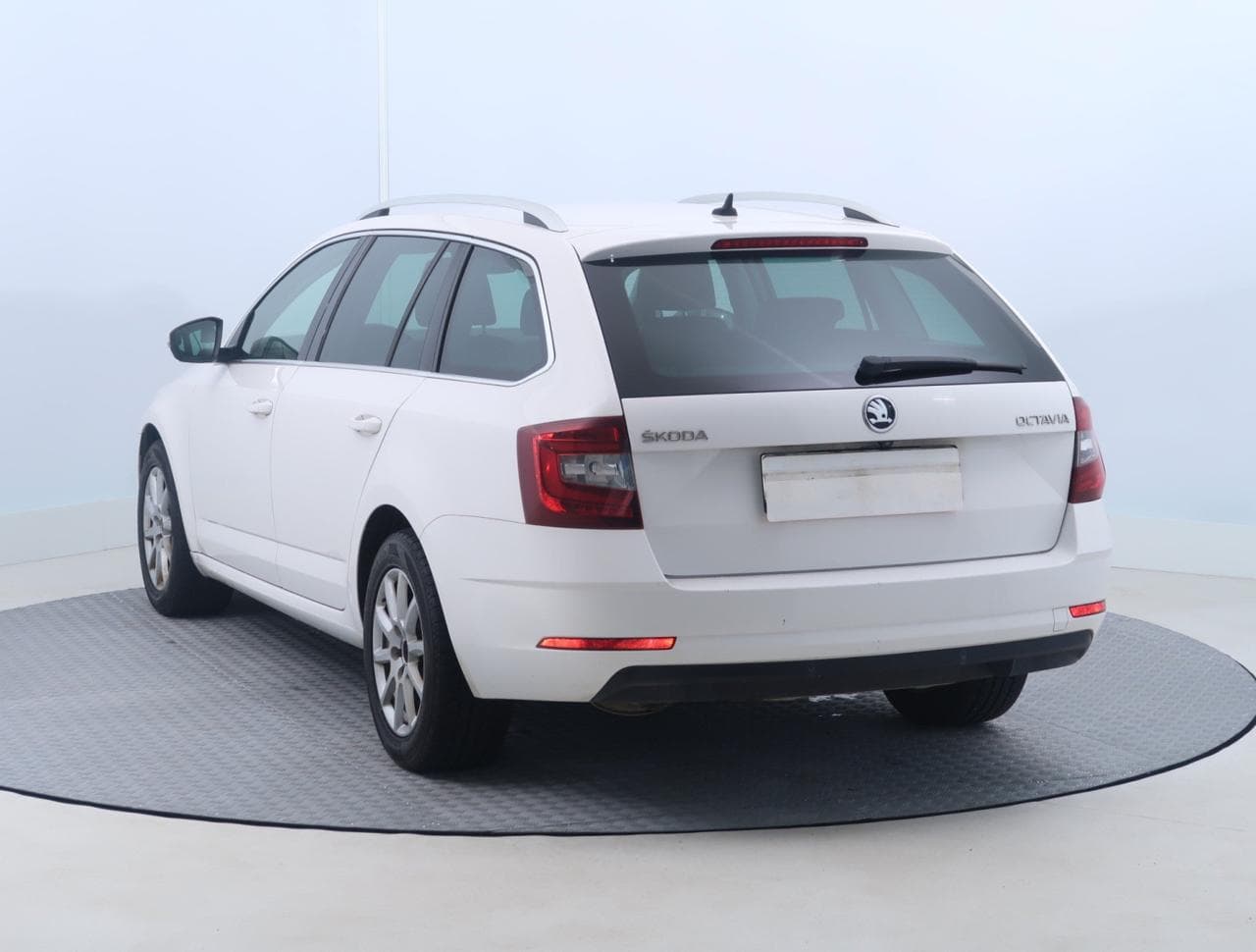 2017 Škoda OCTAVIA - 9