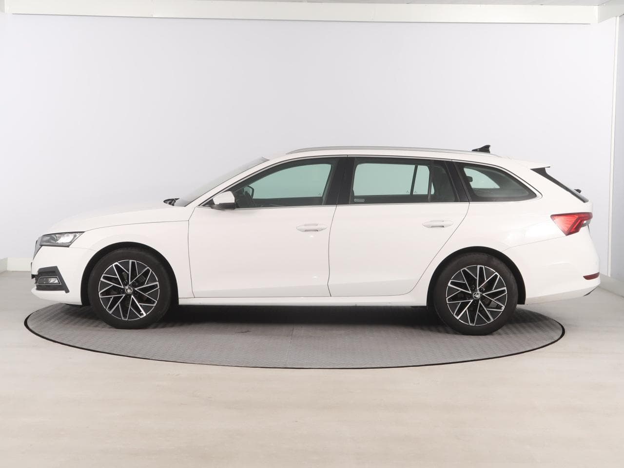 2021 Škoda OCTAVIA - 7