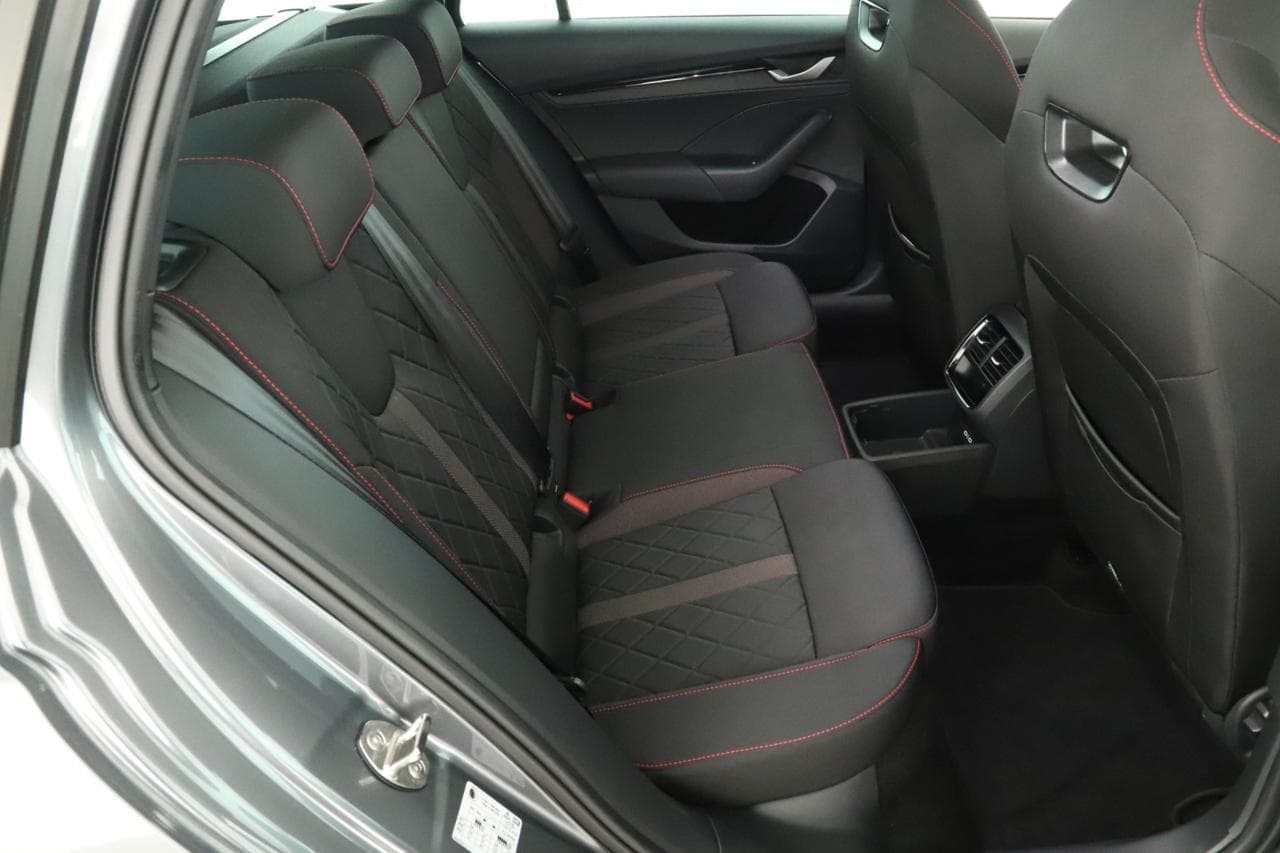2025 Škoda OCTAVIA - 19