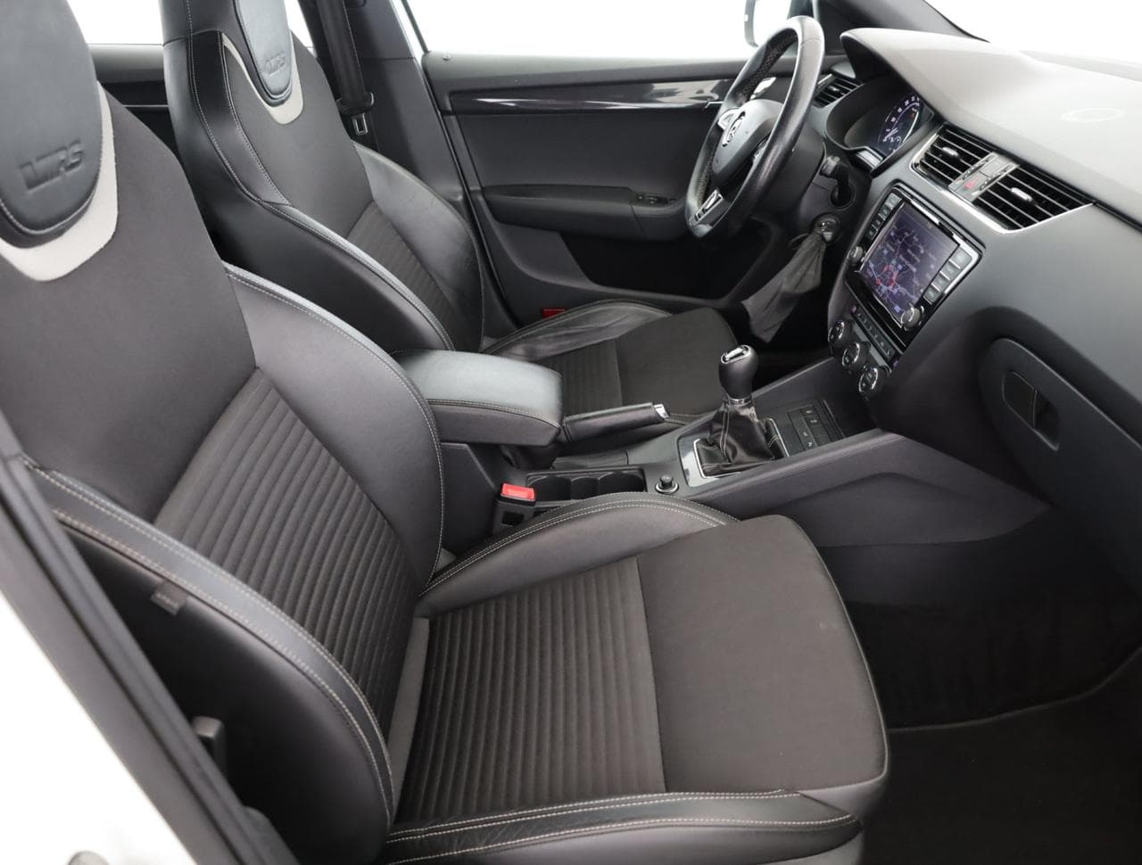 2015 Škoda OCTAVIA - 18