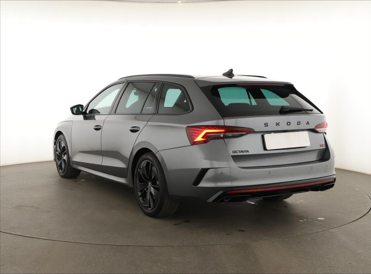 2025 Škoda OCTAVIA - 5