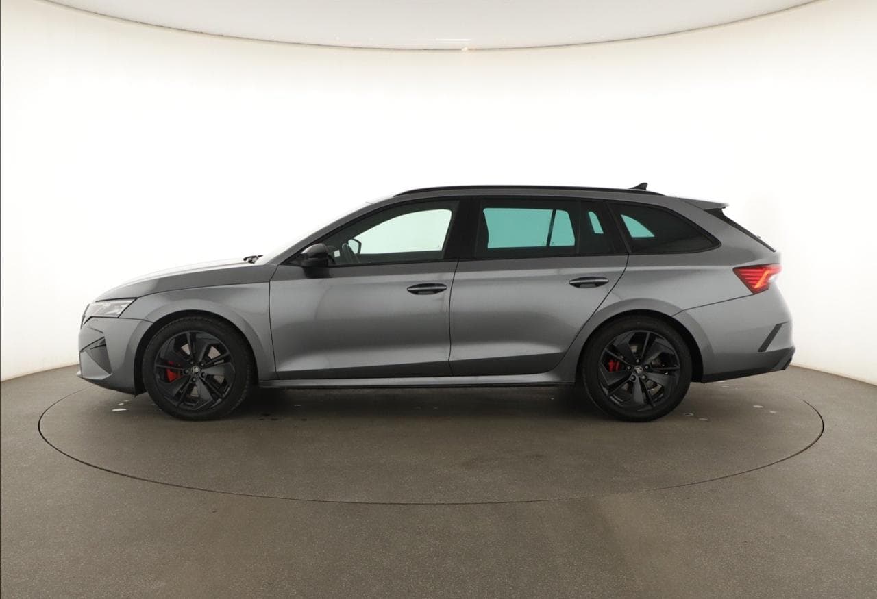 2025 Škoda OCTAVIA - 4