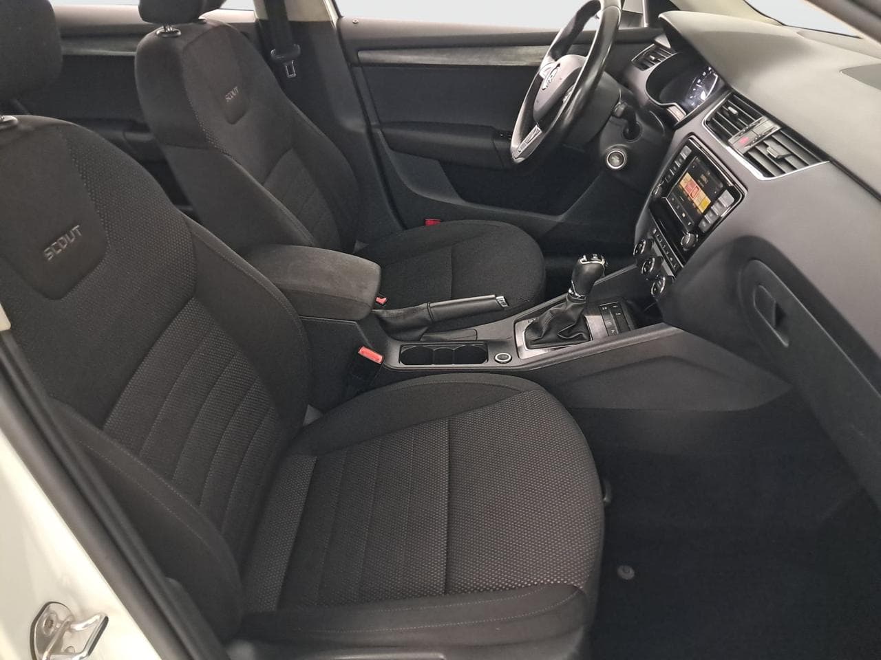 2015 Škoda OCTAVIA - 9