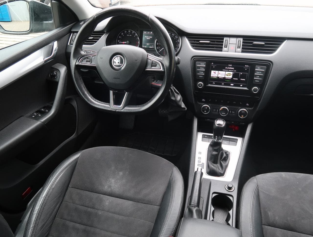 2017 Škoda OCTAVIA - 11