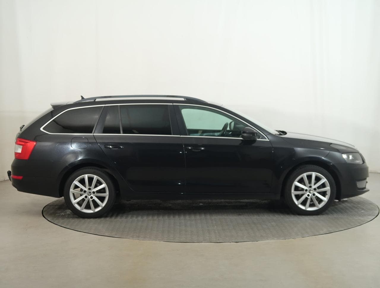 2017 Škoda OCTAVIA - 9